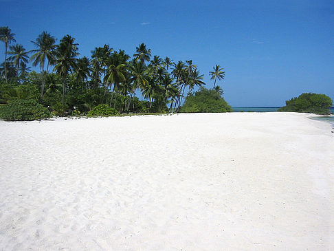 Foto Der weiße Sandstrand